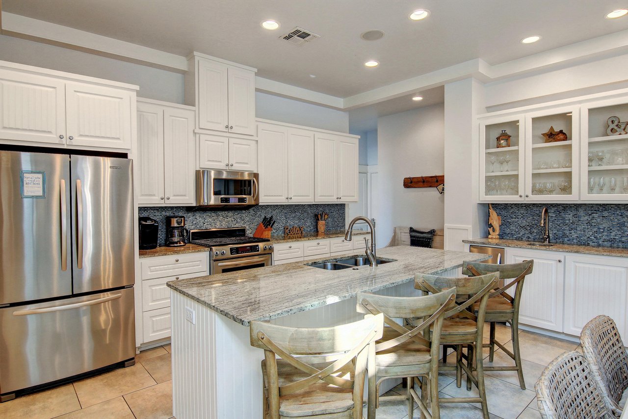 Casa Del Mar  1st Floor Kitchen