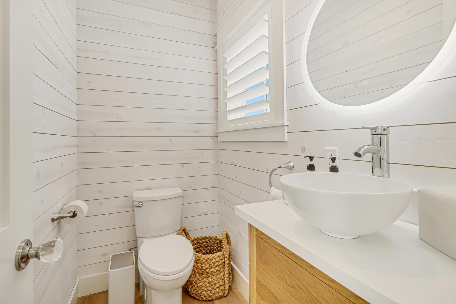 Powder Room, 2nd Floor