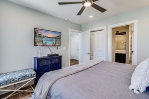 King Bedroom, 2nd floor