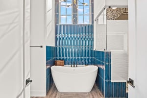 Primary King Bathroom, 3rd Floor