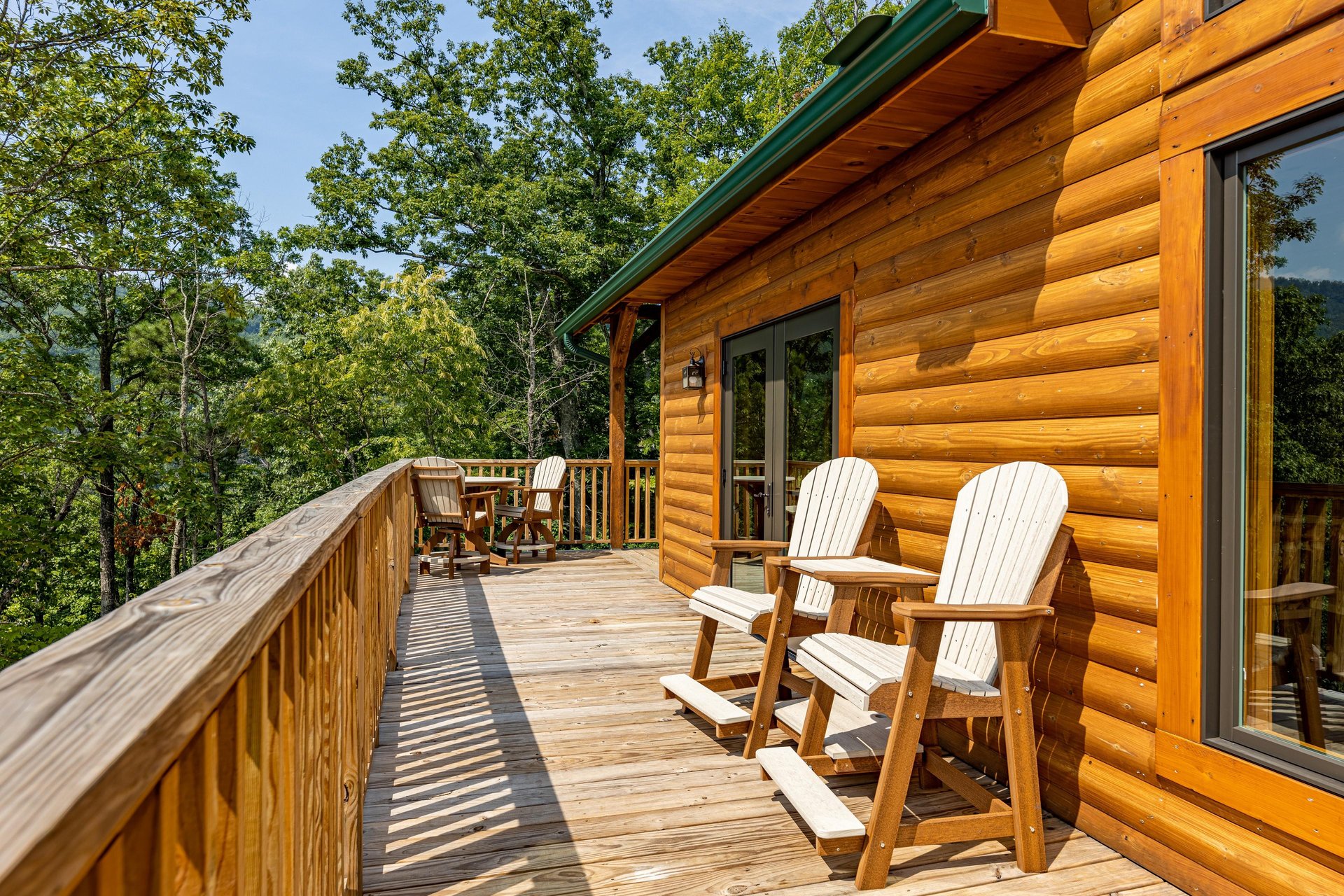 Upper Level Deck