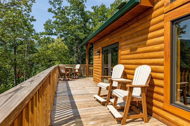 Upper Level Deck