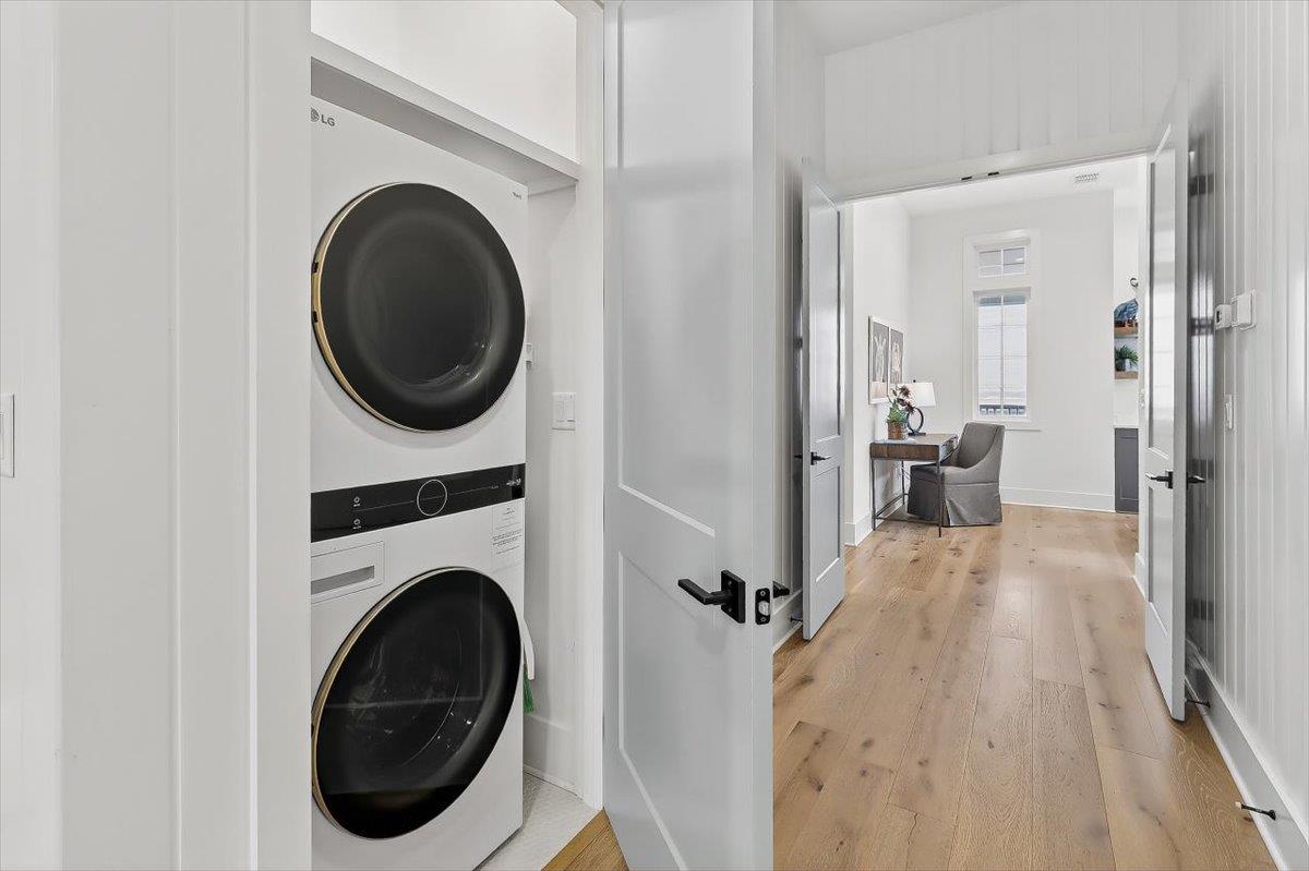 2nd Floor, WasherDryer