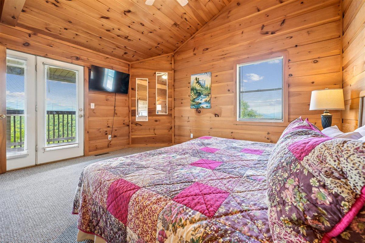 092Bedroom