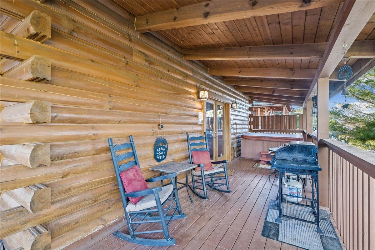 11Balcony