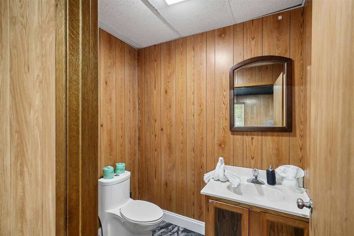 71Powder Room