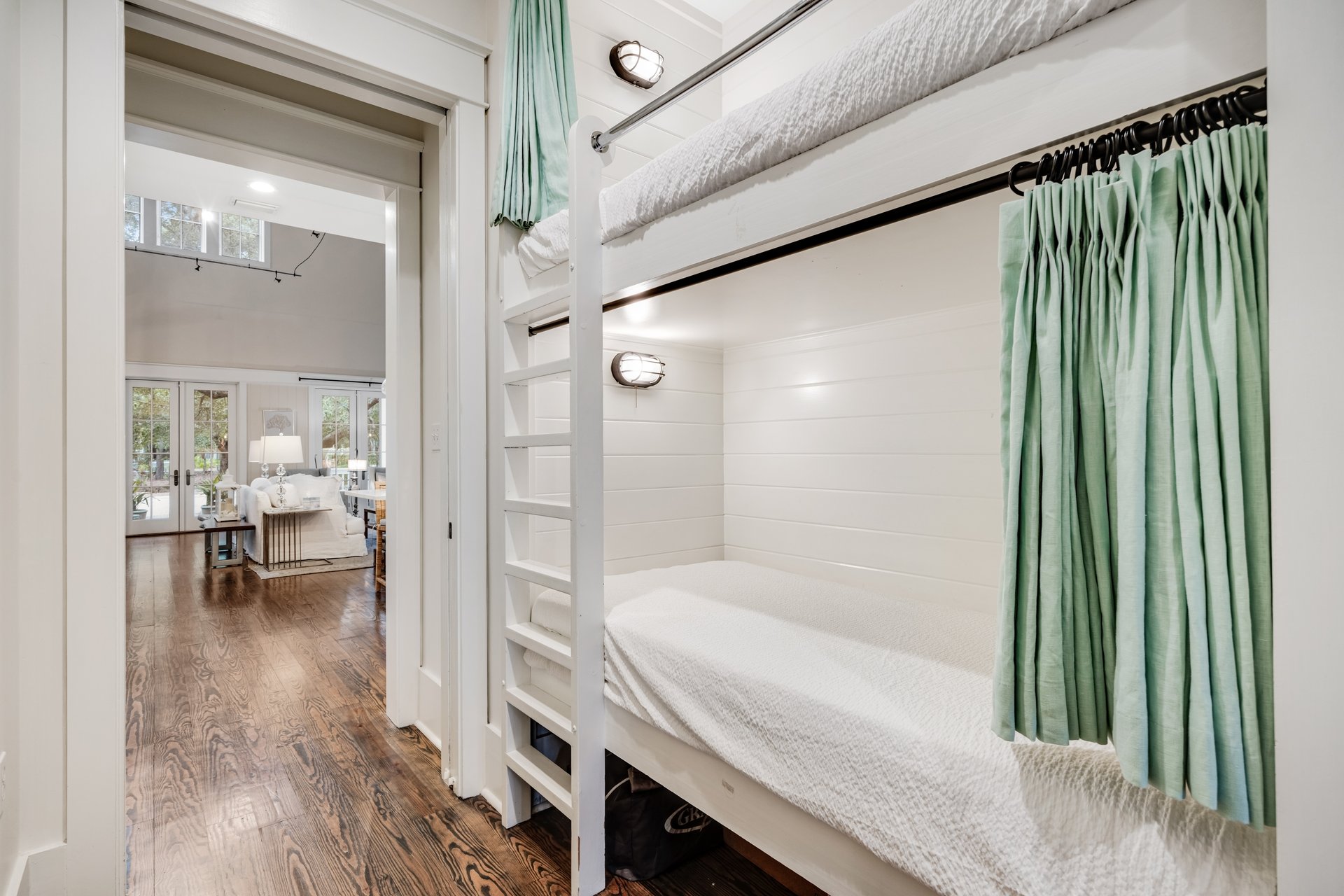 Watercolor  Sunlight Retreat 25