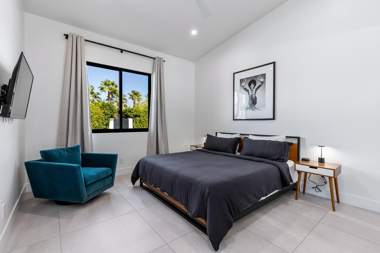 Beautiful views of the palm trees