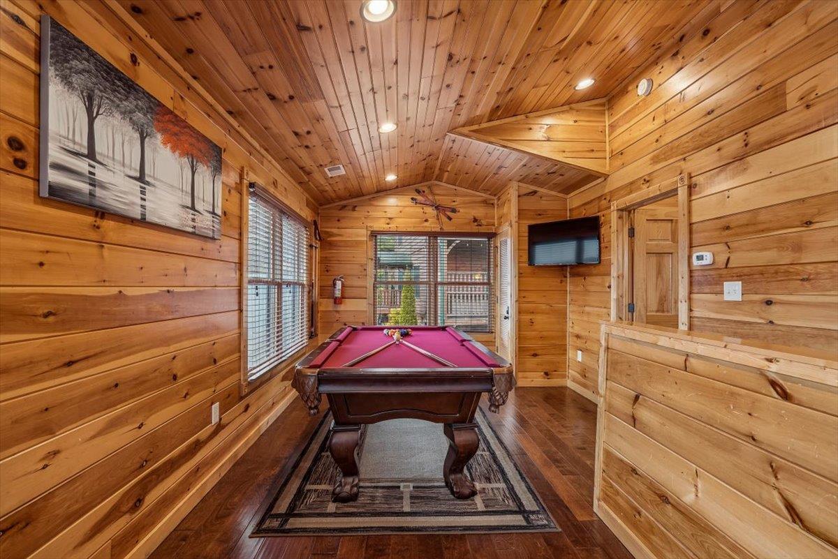 36Game Room