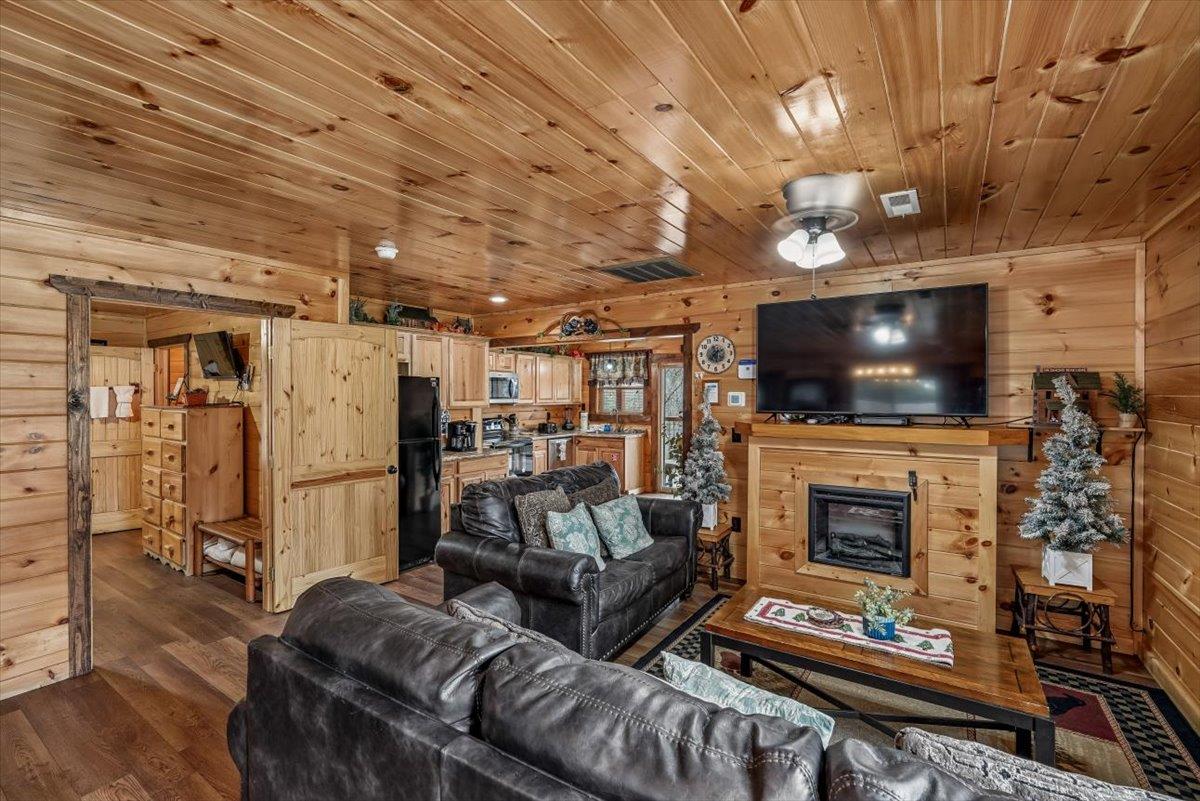 13Living Room