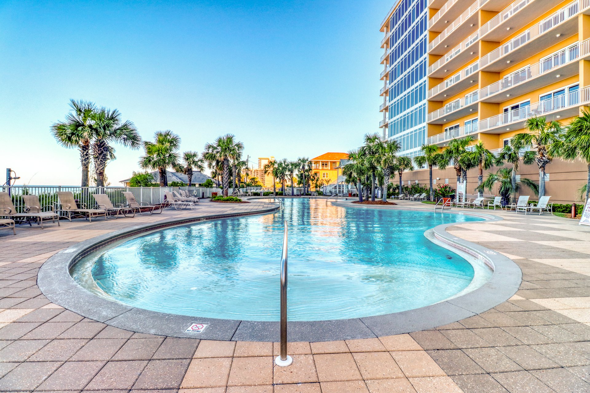 Sterling Beach 1007 1