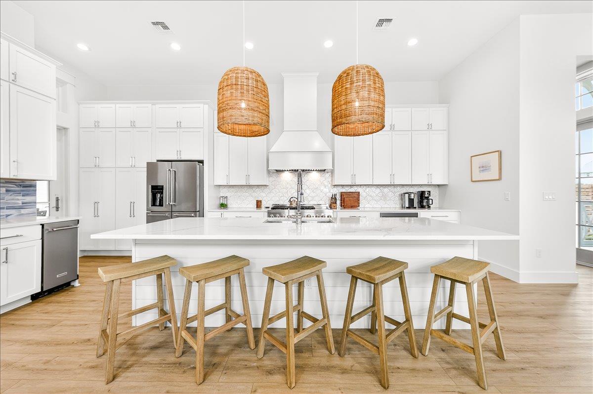 1st Floor, Kitchen
