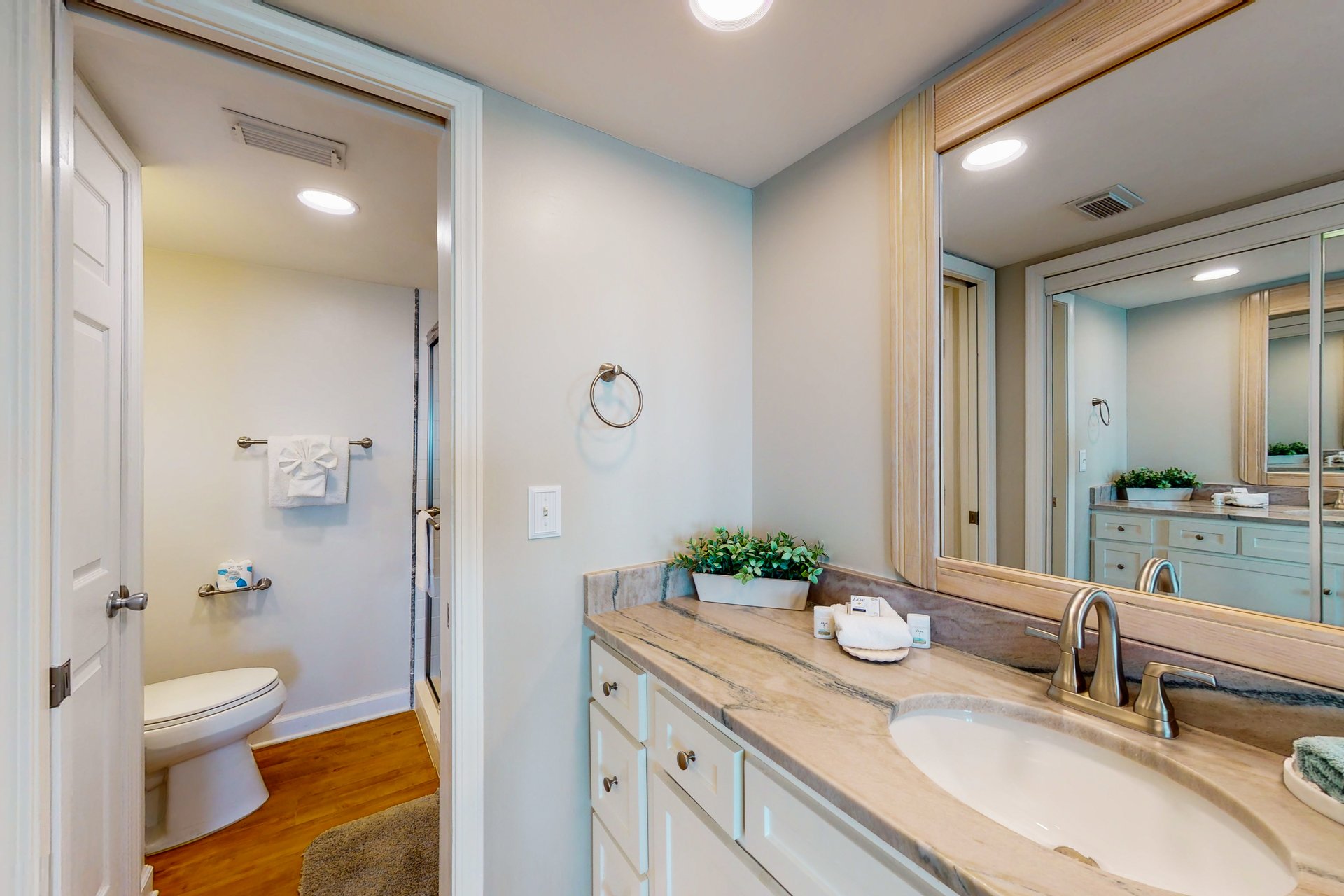 Back Bay Condominium 708 13