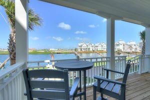1st Floor Living Area Patio