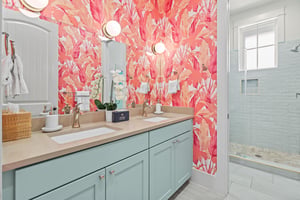 Shared Bathroom, 2nd Floor