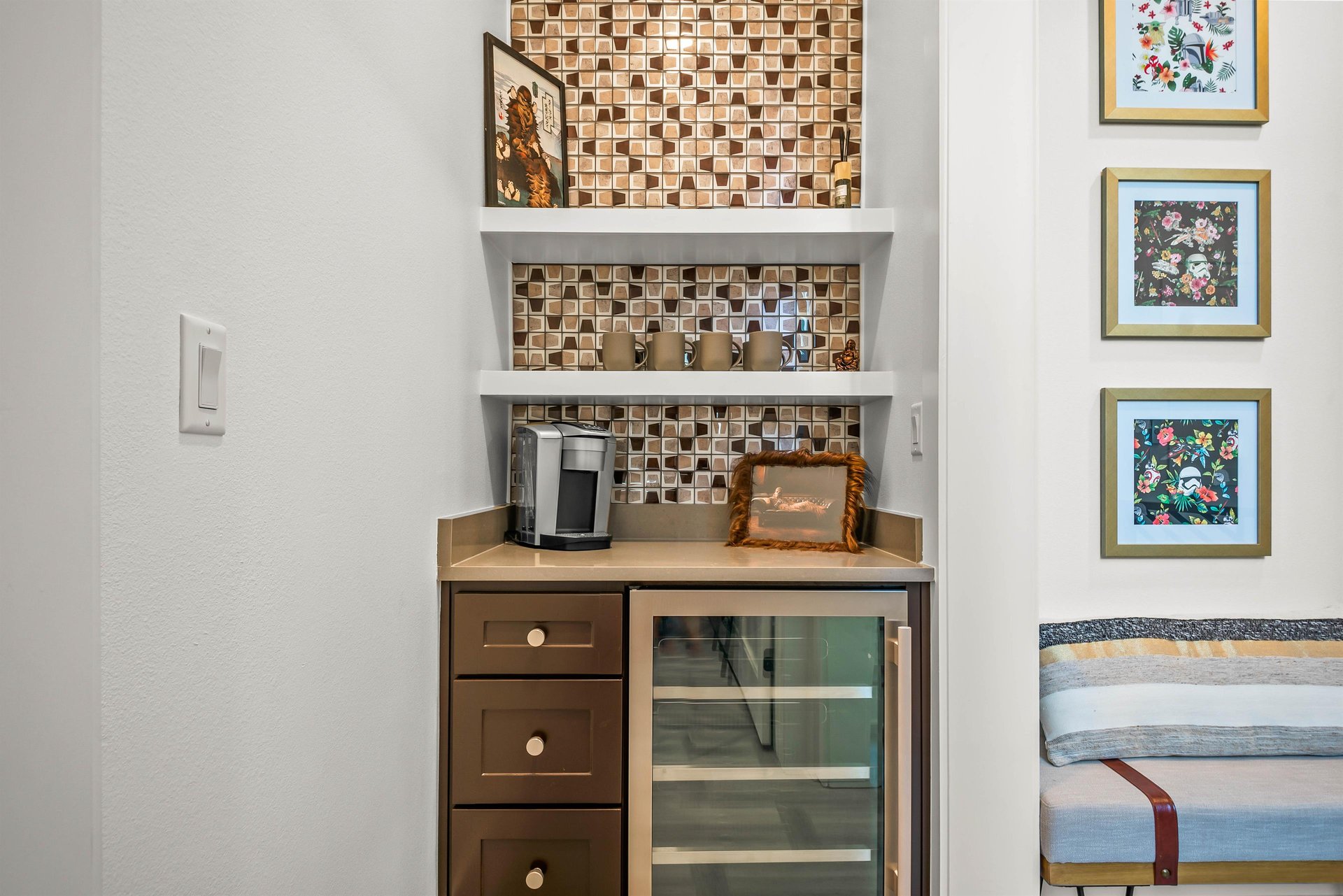 Coffee Bar, 2nd Floor