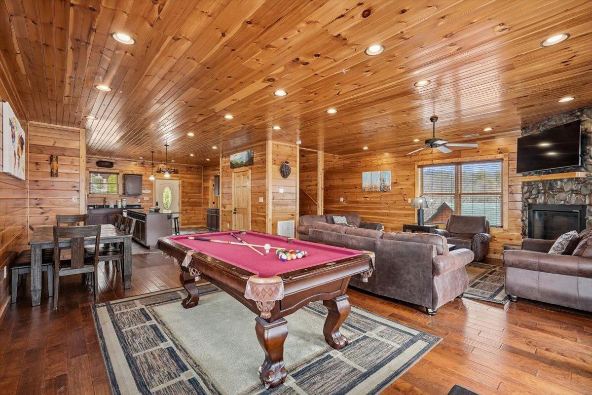 11Game Room