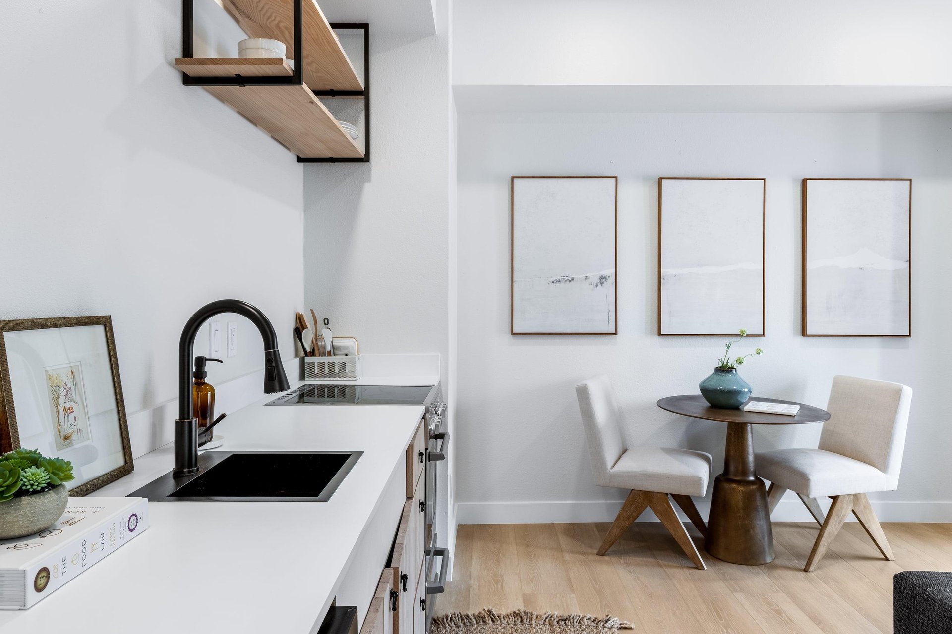 Casita kitchen