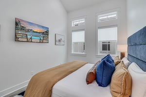 Third King Bedroom, 2nd Floor