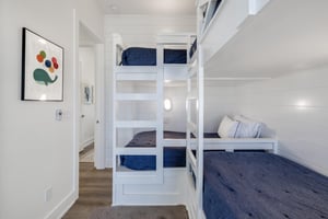 2nd Floor, Bunk Bedroom