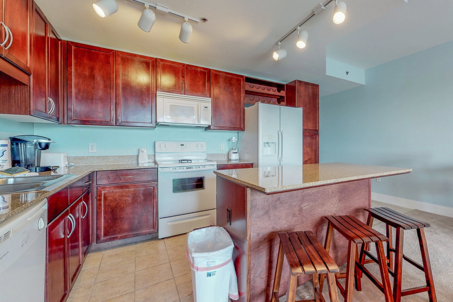 Laketown Wharf 236 9