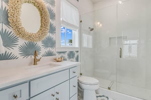 Full Bathroom, 1st Floor