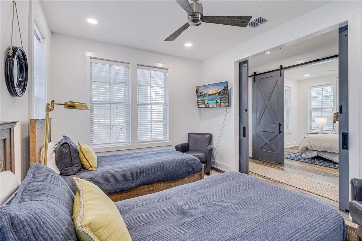 Twin Bedroom, 1st Floor