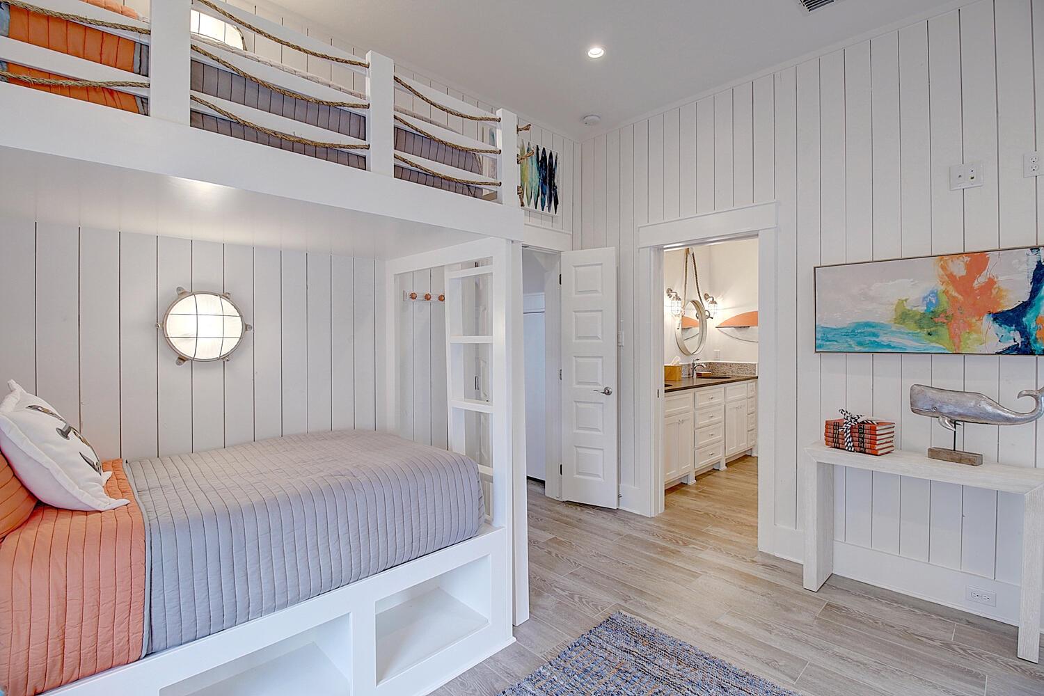 Bunk Bedroom, 1st Floor