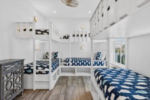 Bunk Room, 1st Floor