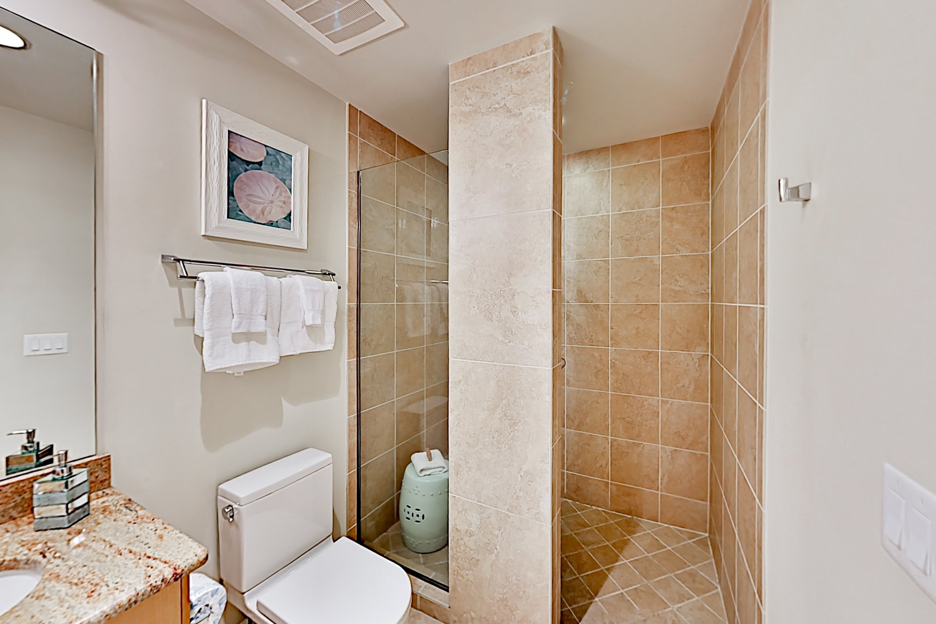 Turquoise Place 2205C 16