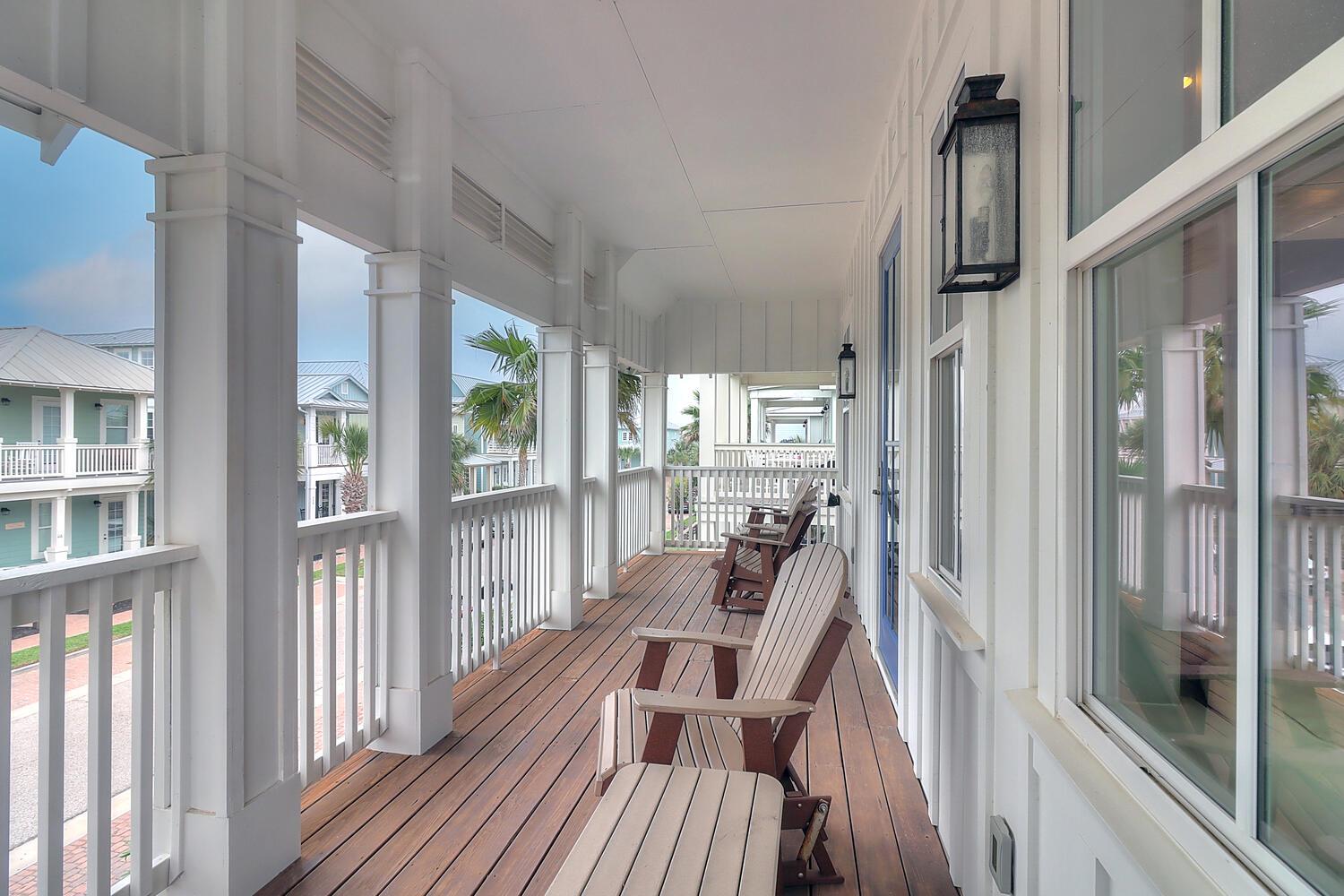 2nd Floor, Front Balcony