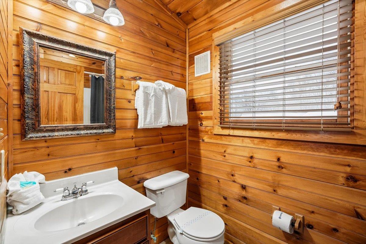 39Primary Bath