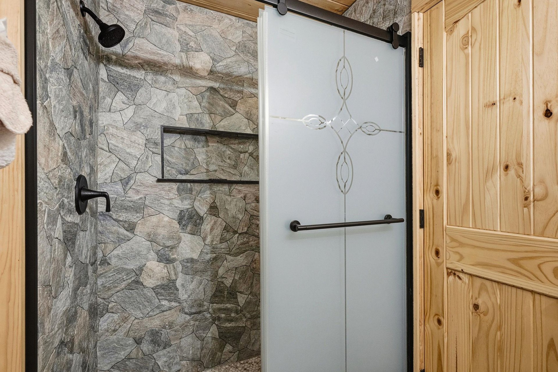 bearridgehideaway24