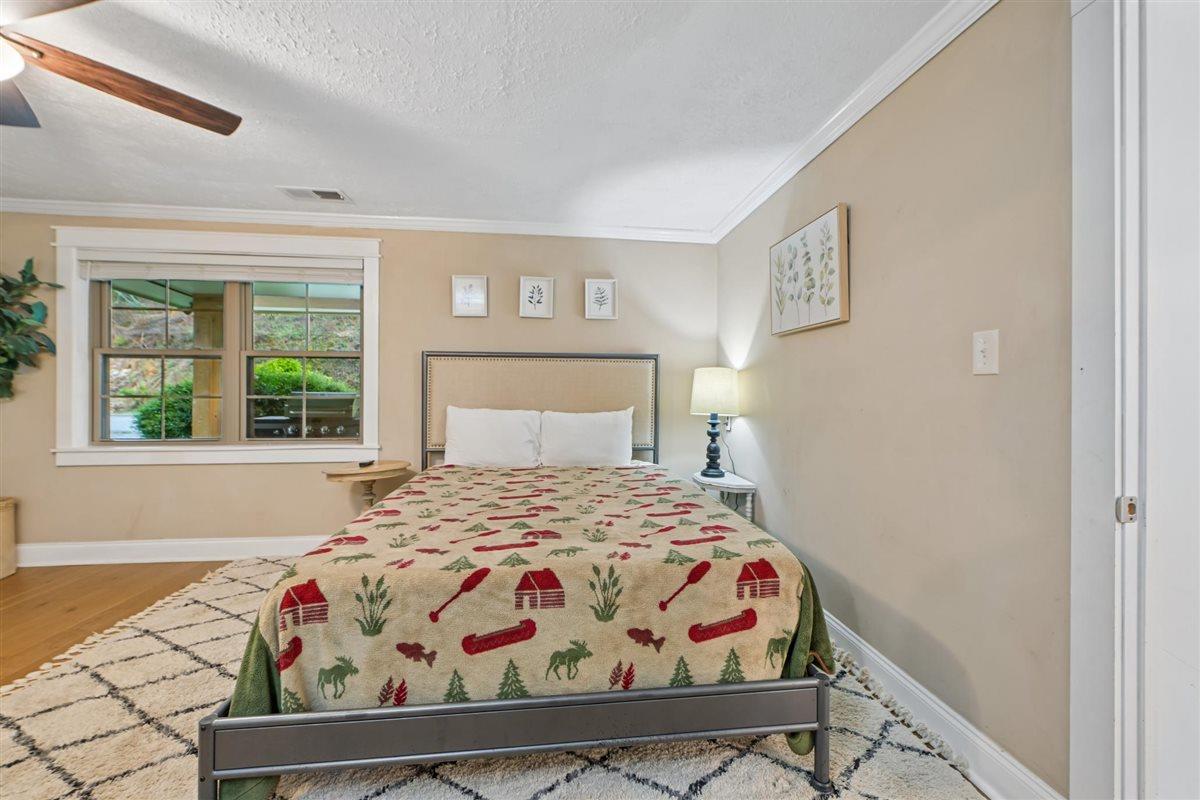 55Primary Bedroom