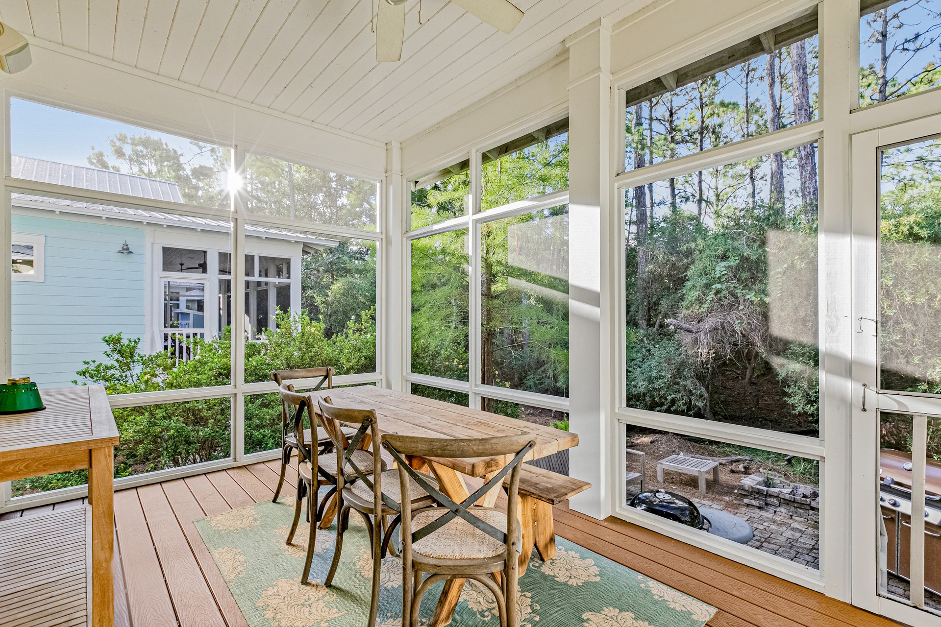 Cassine Village Escape 33