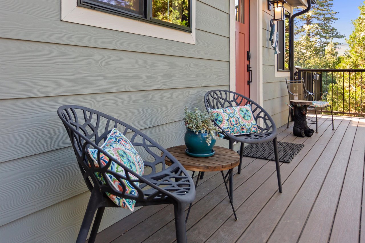 Featuring seating and plenty of lighting.