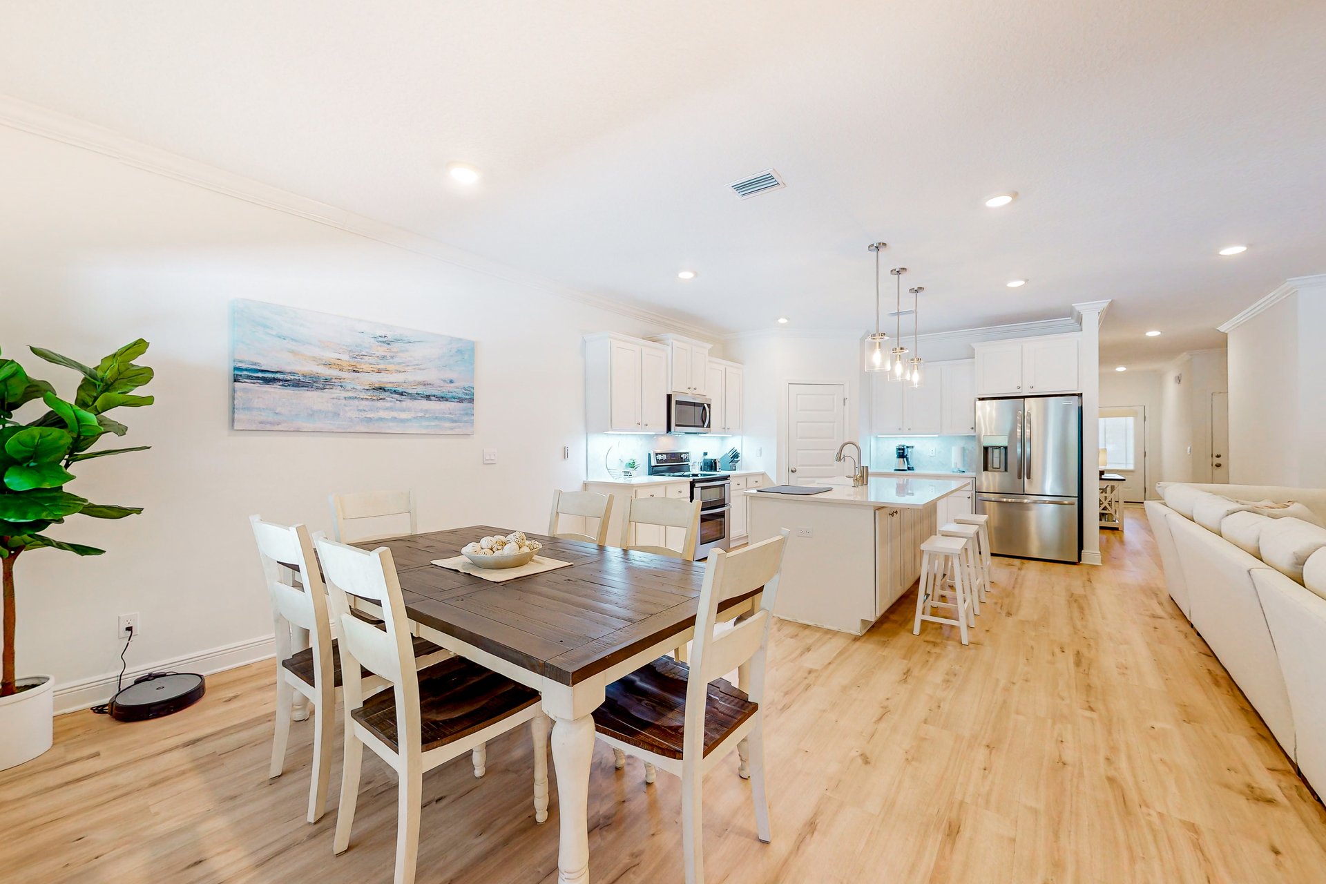 The Beach and Bay Nest 7