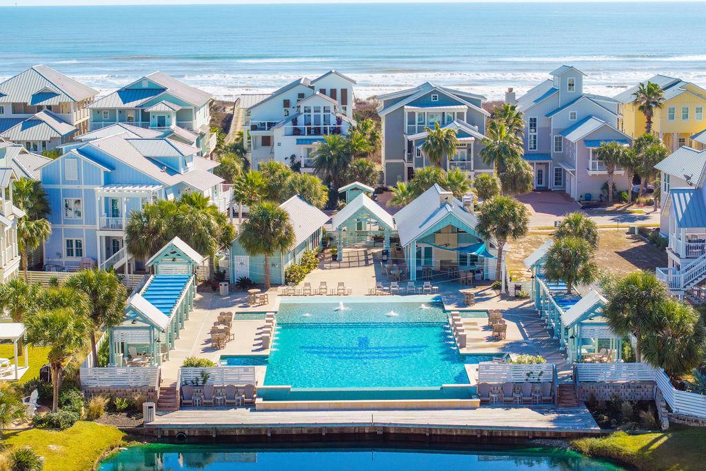 Keiras Pool with CBar Cafe, Aerial View