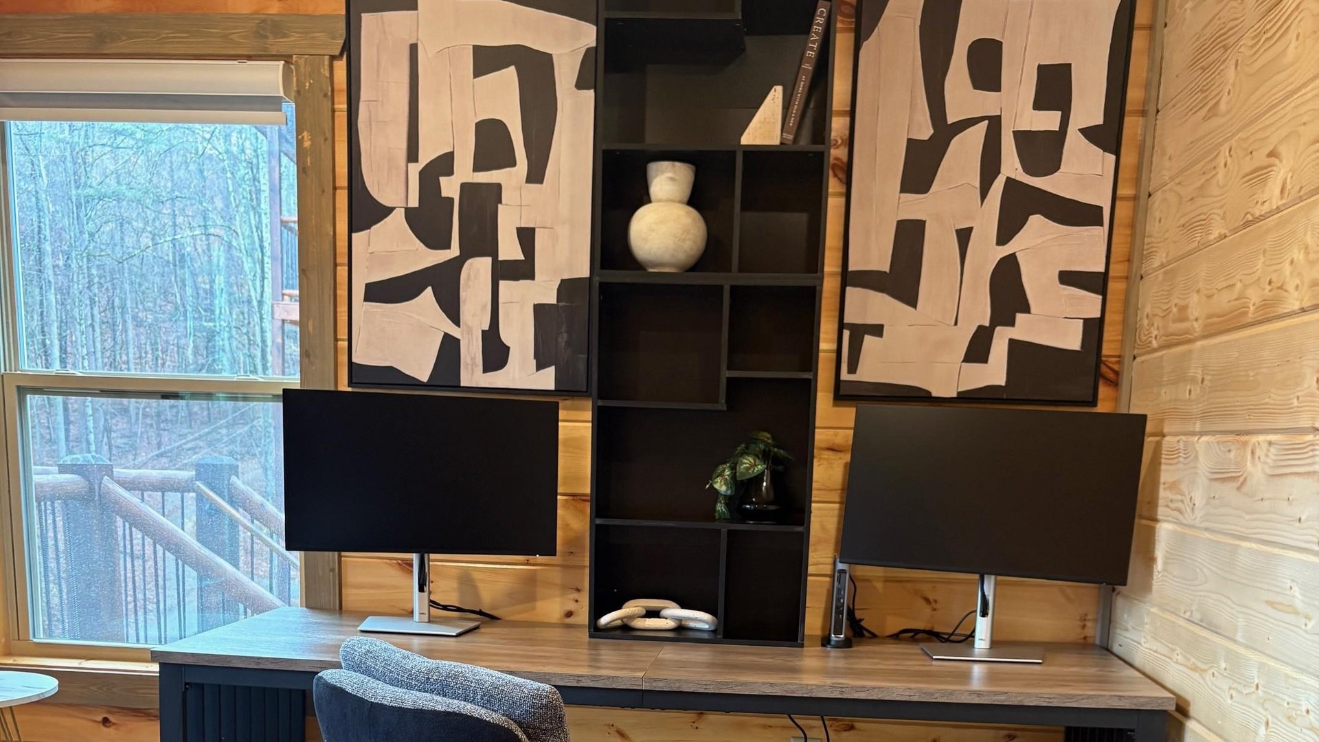 Workcation at Flashy Splashy Landscape