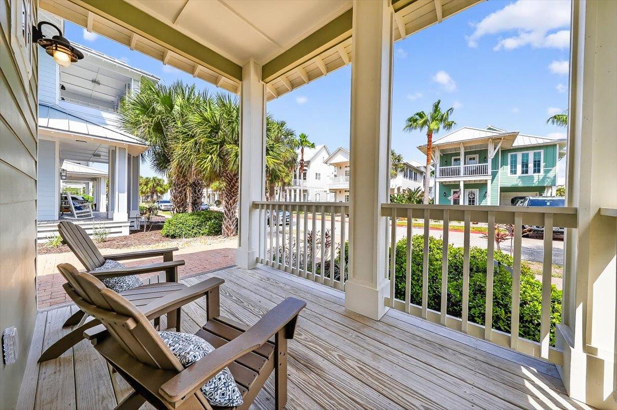1st Floor, Front Porch
