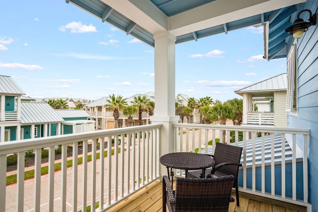 Bunk Bedroom Balcony, 2nd Floor