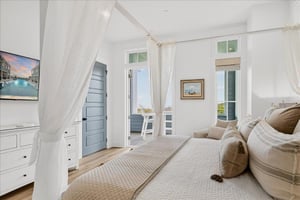 1st King Bedroom, 2nd Floor