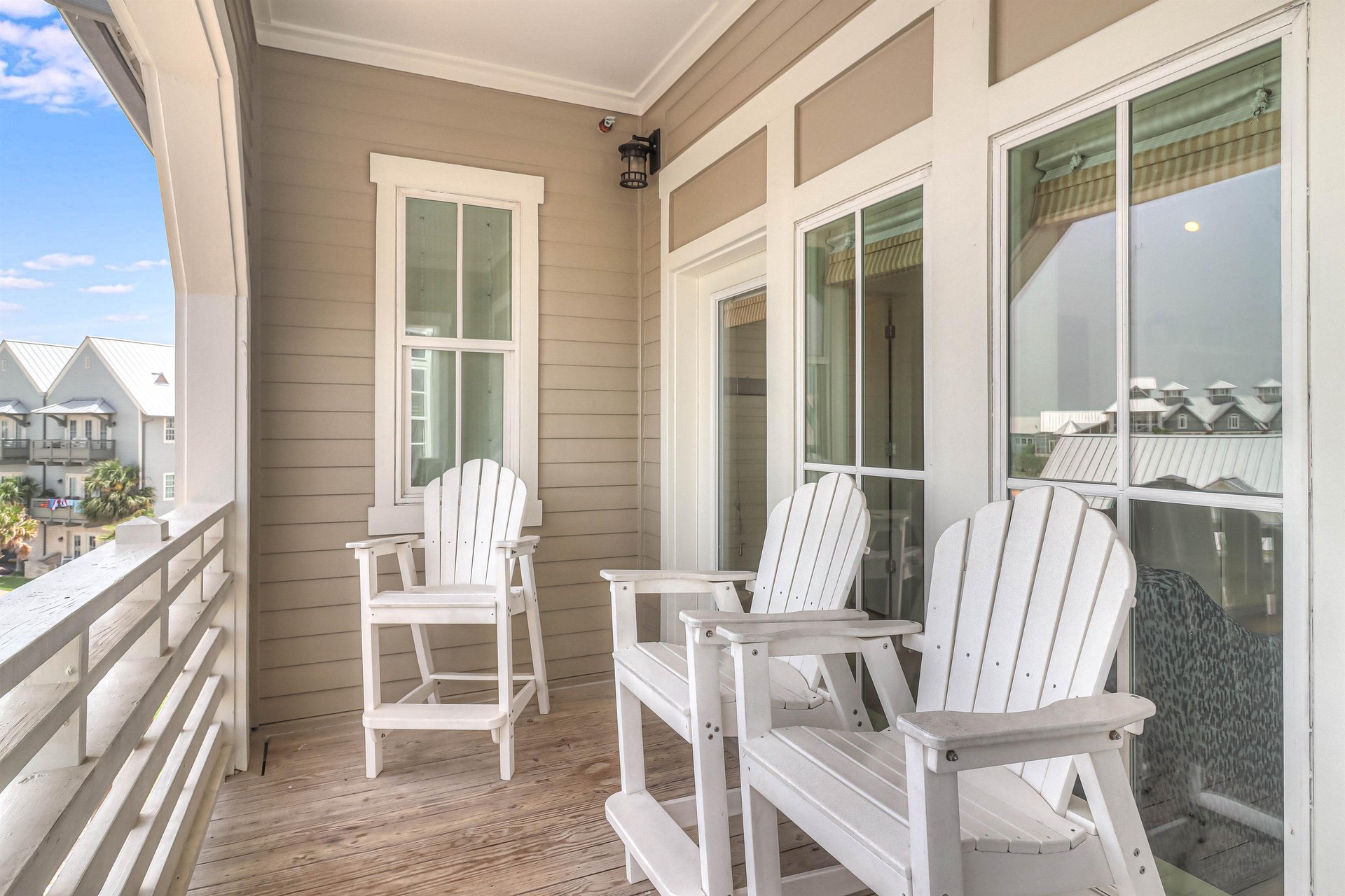 Front Balcony, 1st Floor