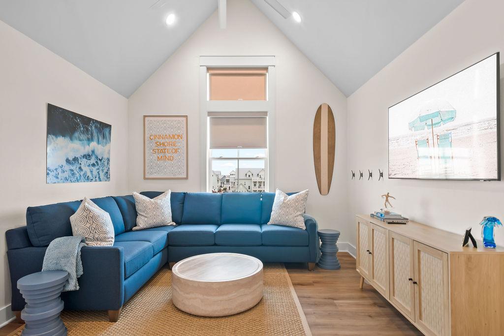 Living Area, 3rd Floor