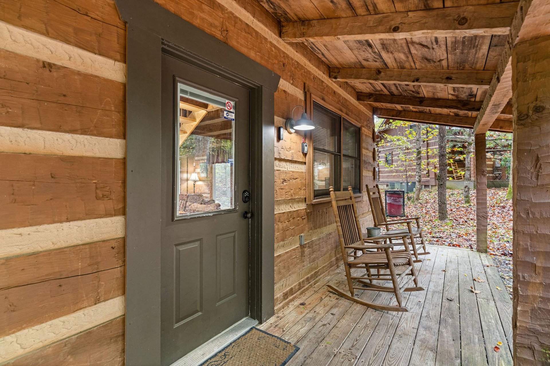 littlebirdcabin2