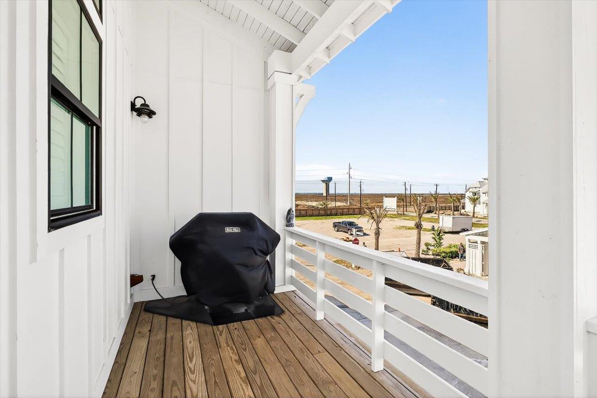 2nd Floor, Main Living Balcony