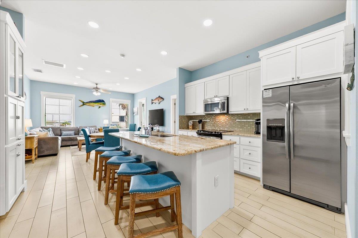 1st Floor, Kitchen