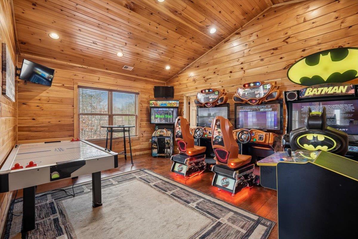 17Game Room