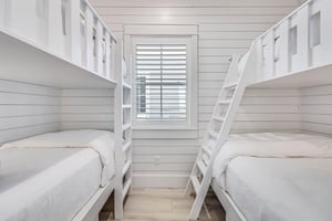 Bunk Bedroom, 1st Floor