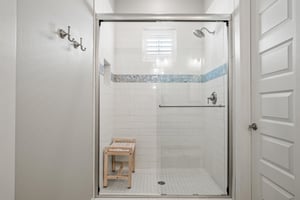 2nd Floor, Primary King Bathroom